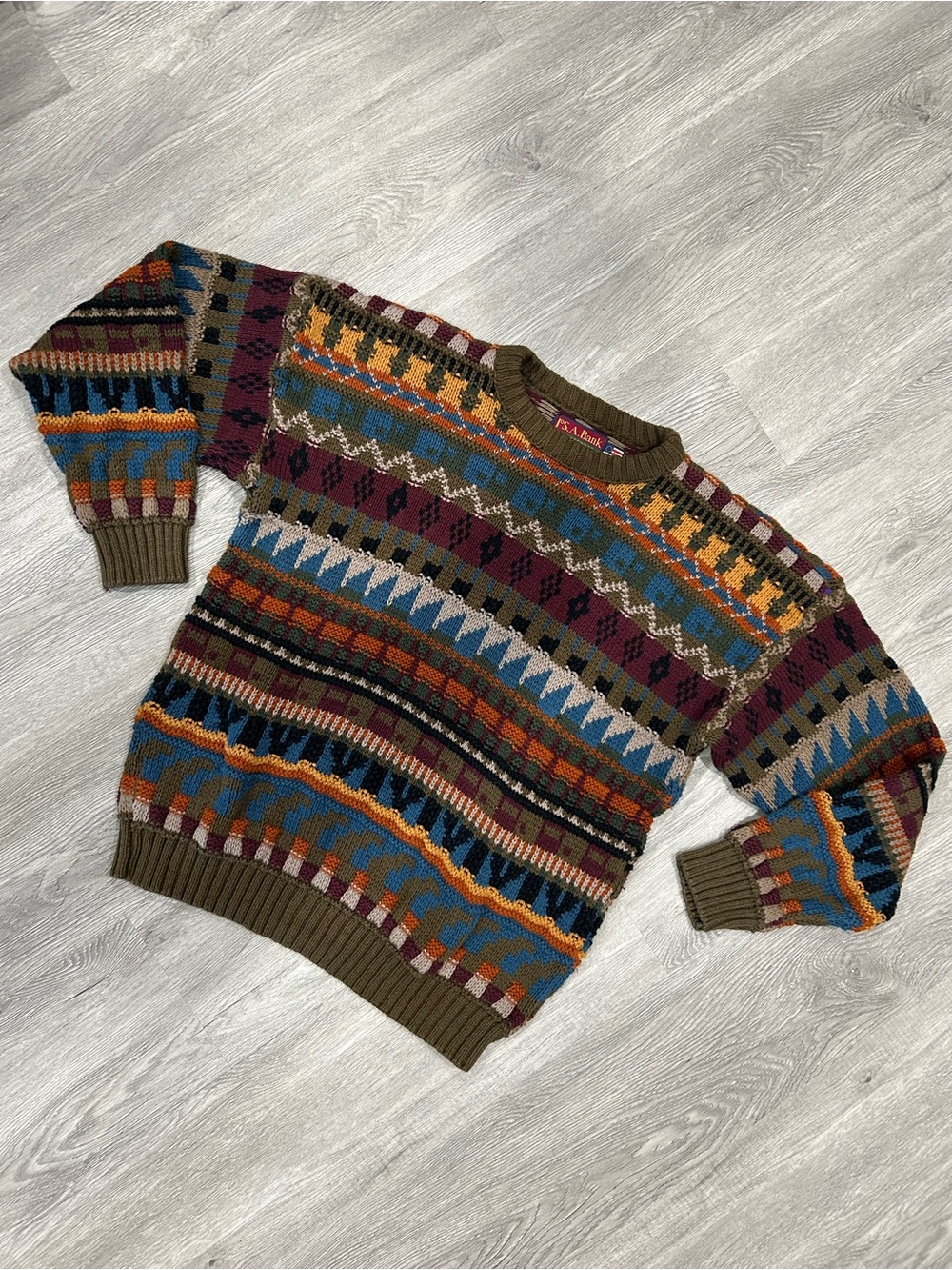 Multicolor Patterned Crewneck Sweater - Olive Base